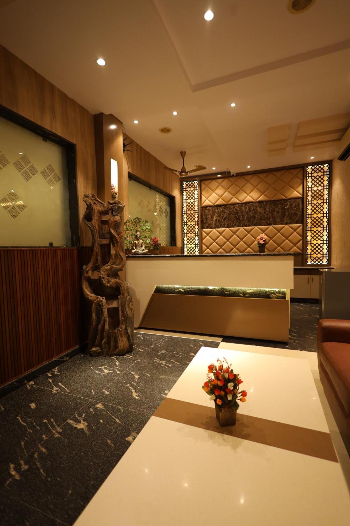 Hotel Bhagyaraj Palace A Luxury Hotel Keshavpuram Kanpur Exterior foto