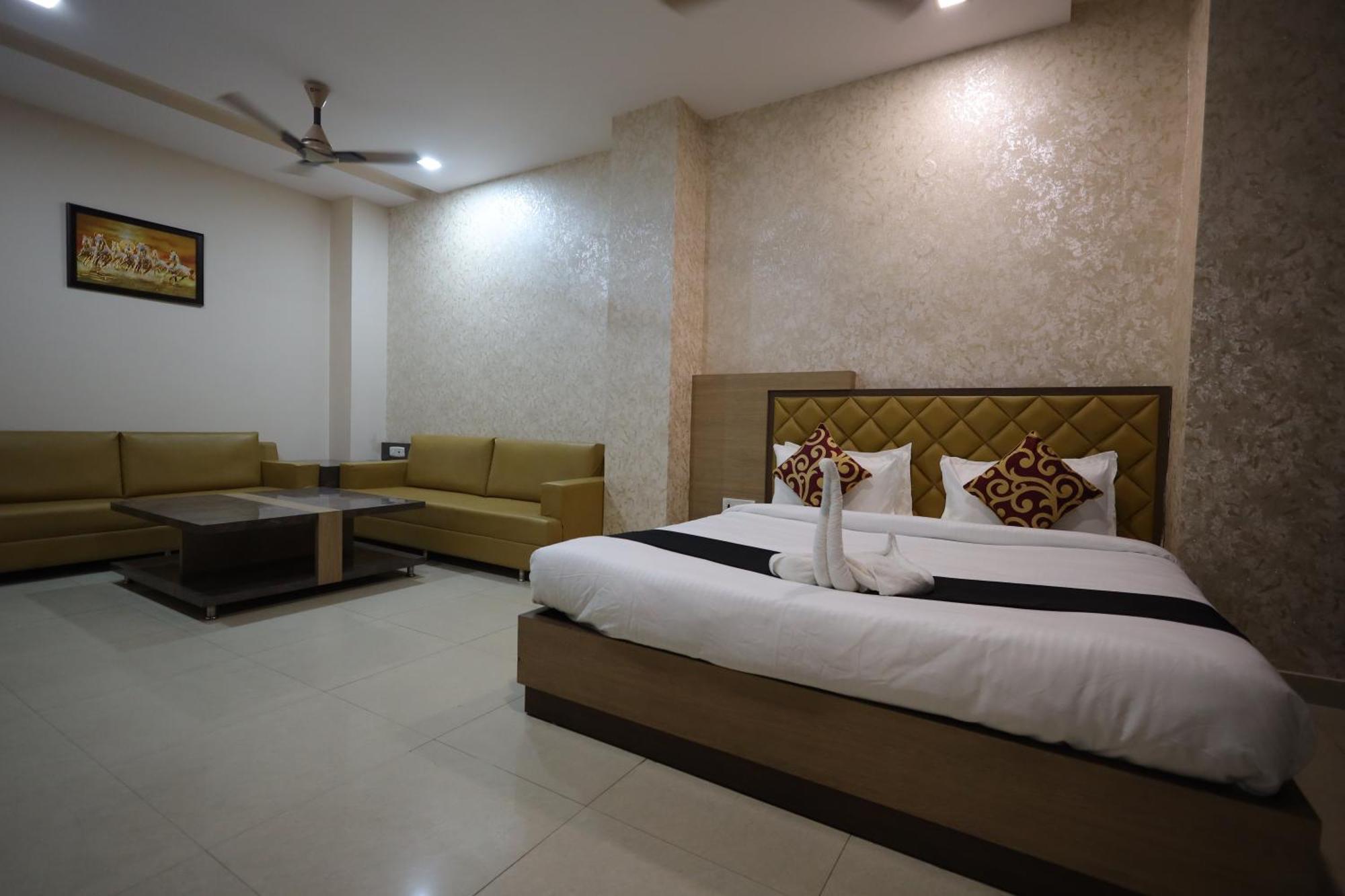Hotel Bhagyaraj Palace A Luxury Hotel Keshavpuram Kanpur Exterior foto